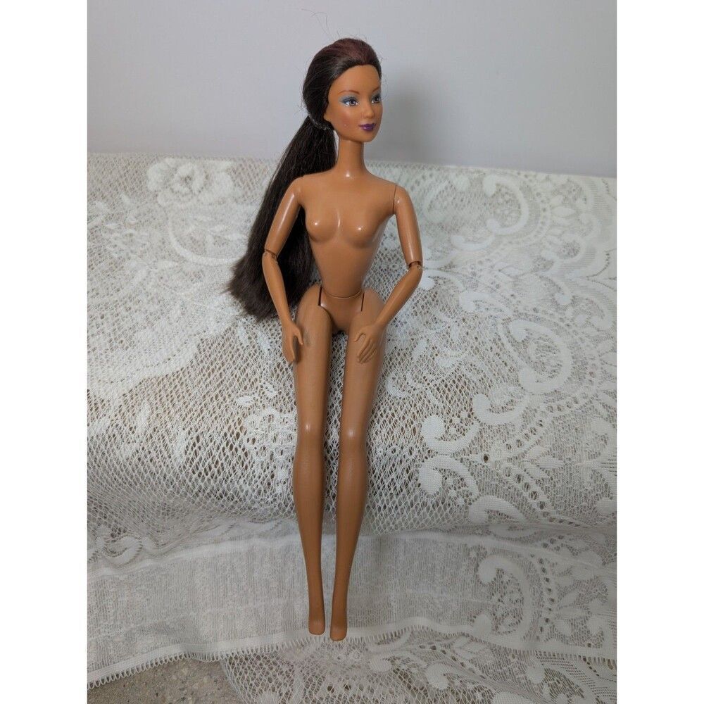 Fashion Photo Barbie Kayla Doll Latina Hispanic Twist n Pose Turns Head Nude